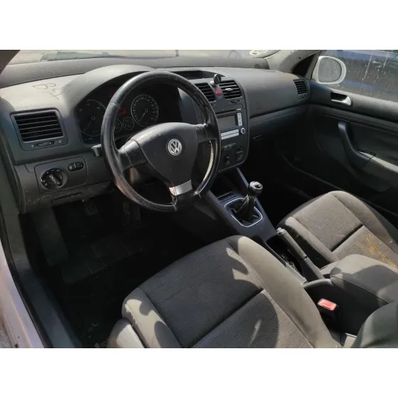 VOLKSWAGEN GOLF V BERLINA (1K1) '2008 1.9 TDI BLANCO