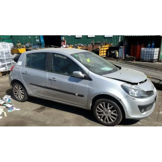RENAULT CLIO III '2007 1.5 DCI DIESEL CAT PLATA