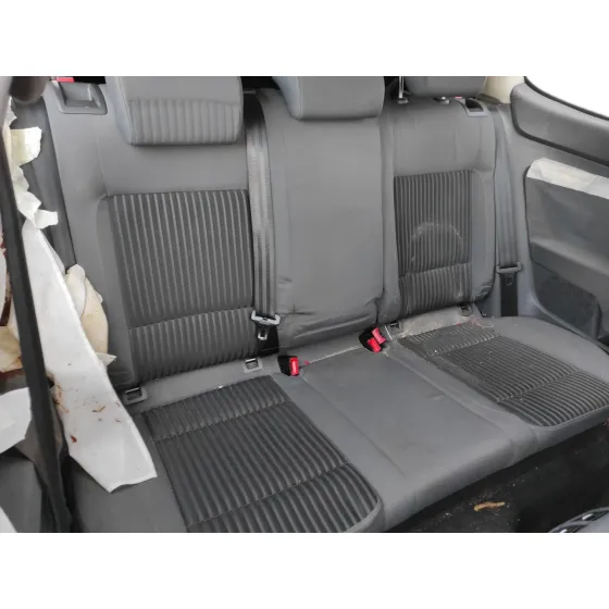 VOLKSWAGEN GOLF V BERLINA (1K1) '2007 1.9 TDI ROJO