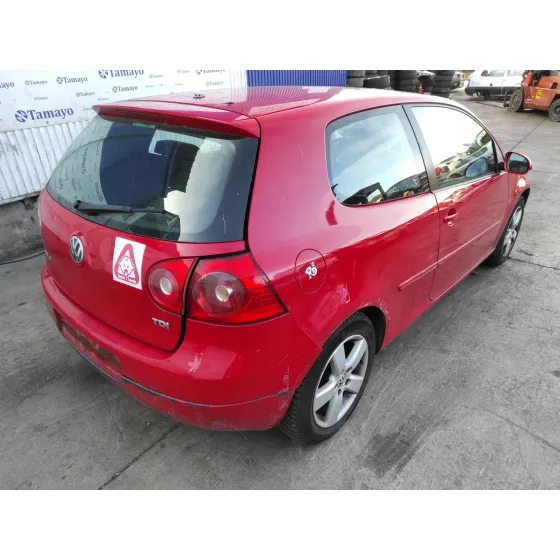 VOLKSWAGEN GOLF V BERLINA (1K1) '2007 1.9 TDI ROJO