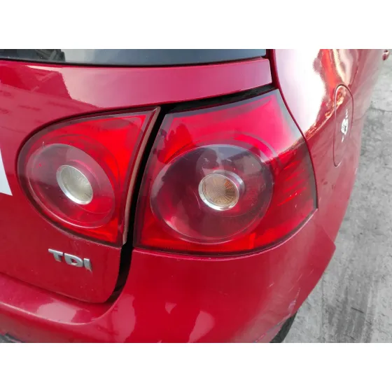 VOLKSWAGEN GOLF V BERLINA (1K1) '2007 1.9 TDI ROJO
