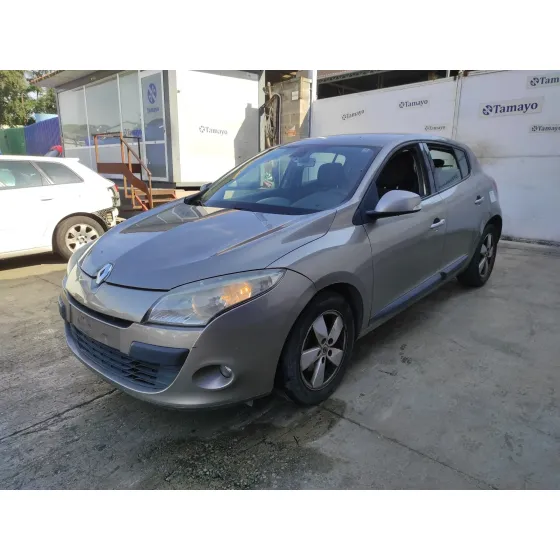 RENAULT MEGANE III BERLINA 5 P '2009 1.5 DCI DIESEL FAP ARENA