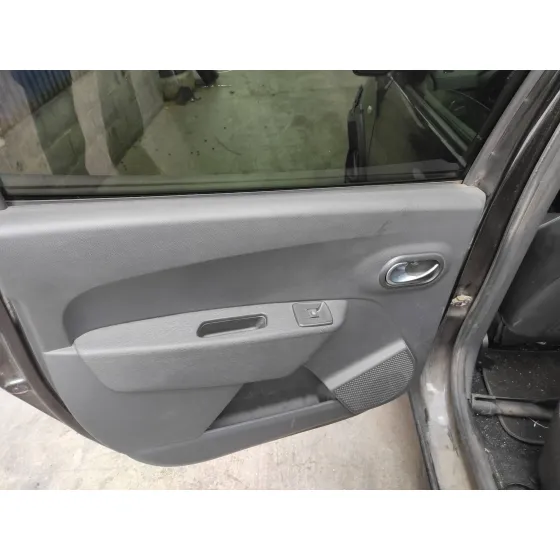 DACIA LODGY '2018 STEPWAY NEGRO