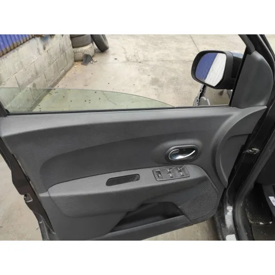 DACIA LODGY '2018 STEPWAY NEGRO