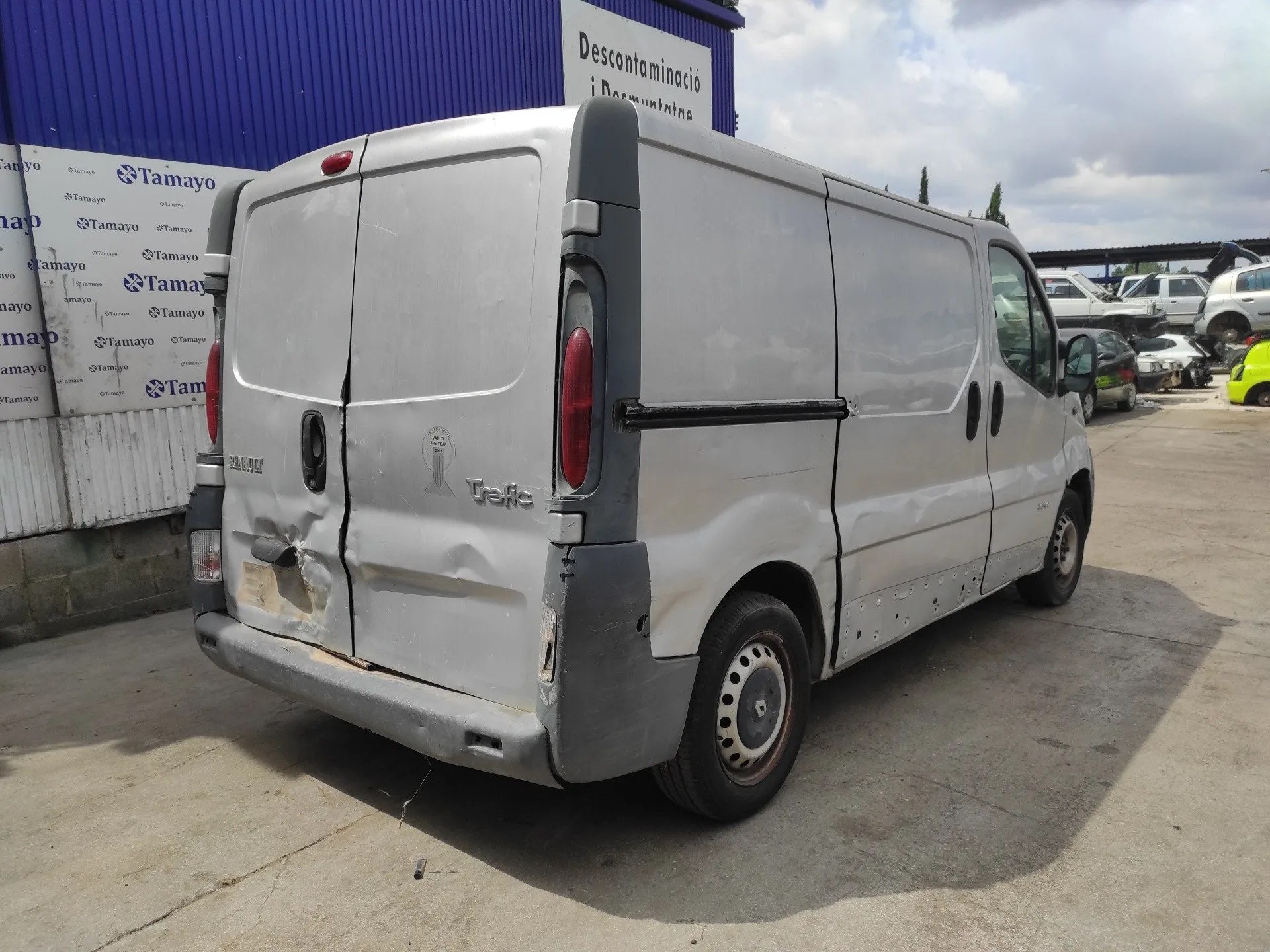RENAULT TRAFIC CAJA CERRADA (AB 4.01) RENAULT TRAFIC CAJA CERRADA (AB 4.01) '2002 1.9 DIESEL BLANCO 2001