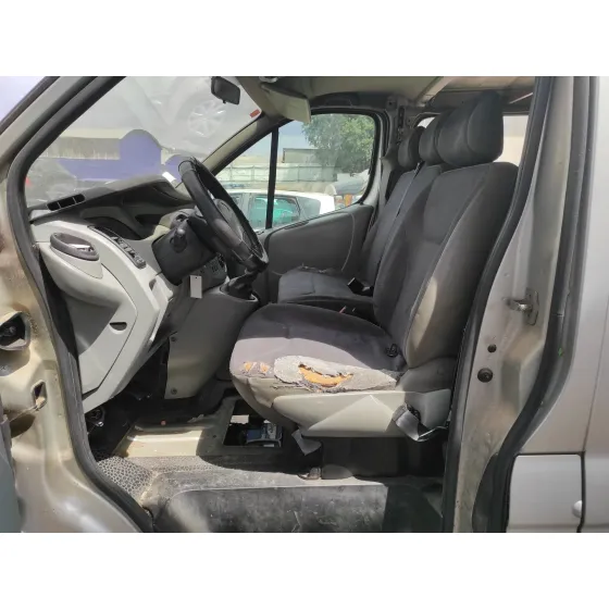 RENAULT TRAFIC CAJA CERRADA (AB 4.01) '2002 1.9 DIESEL BLANCO