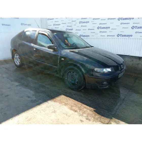 SEAT LEON (1M1) '2001 1.6 16V NEGRO