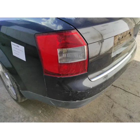 AUDI A4 AVANT (8E) '2002 2.5 V6 24V TDI NEGRO