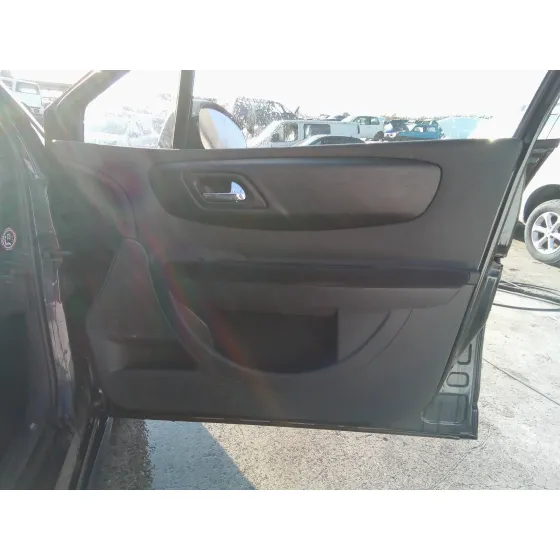 CITROEN C4 BERLINA '2006 1.6 16V HDI NEGRO