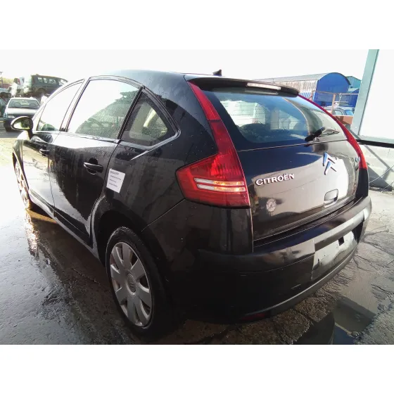 CITROEN C4 BERLINA '2006 1.6 16V HDI NEGRO