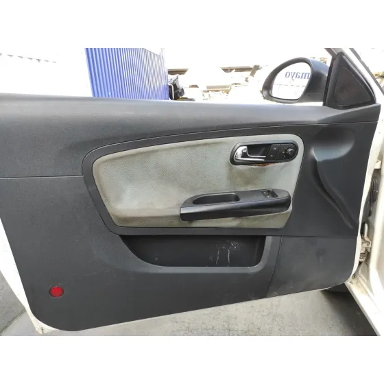 SEAT IBIZA (6L1) '2003 1.9 SDI BLANCO