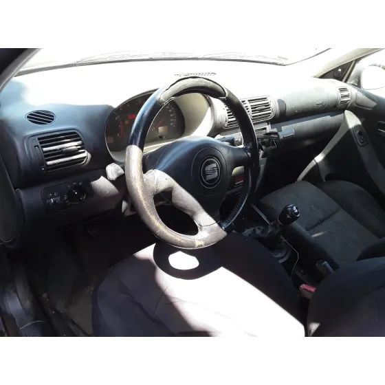 SEAT LEON (1M1) '2004 *