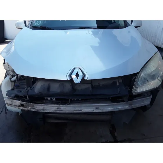 RENAULT MEGANE III BERLINA 5 P '2010 1.5 DCI DIESEL PLATA
