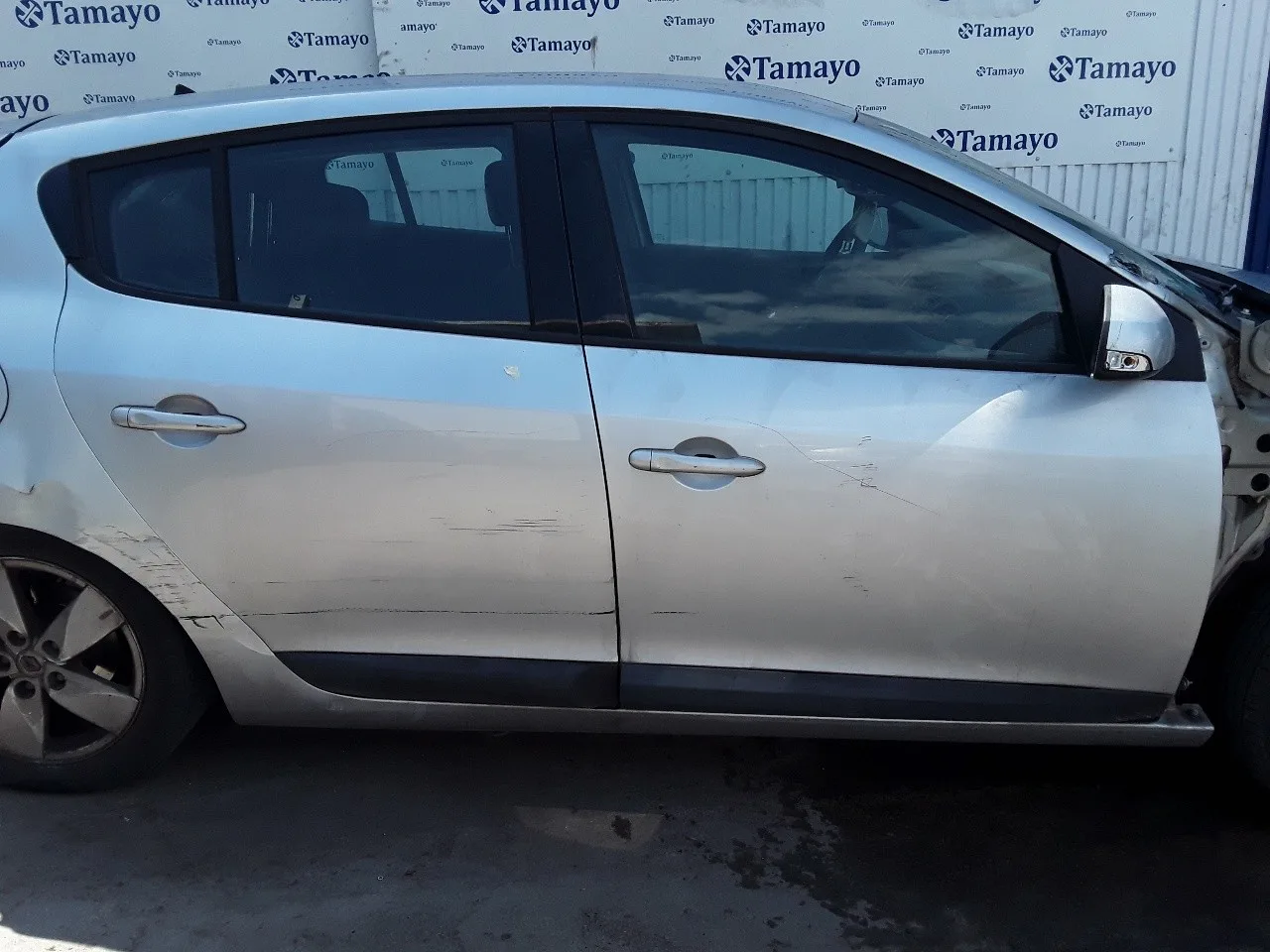 RENAULT MEGANE III BERLINA 5 P RENAULT MEGANE III BERLINA 5 P '2010 1.5 DCI DIESEL PLATA 2008