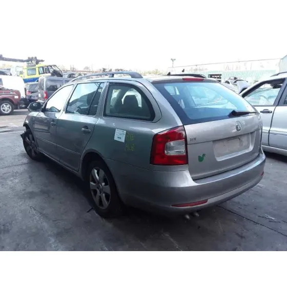SKODA OCTAVIA BERLINA (1Z3) '2009 TOUR GRIS