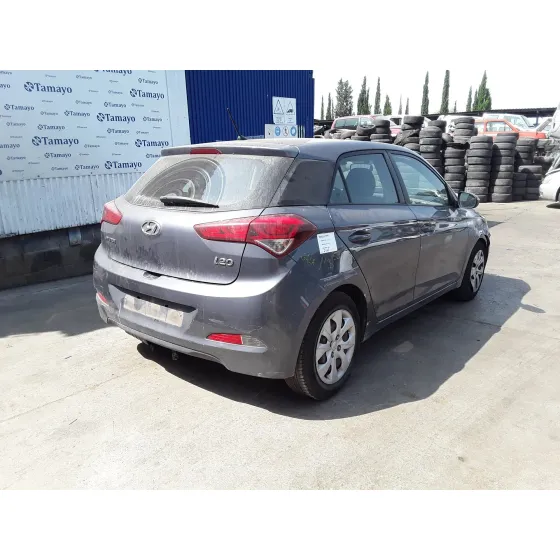 HYUNDAI I20 '2015 * GRIS