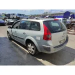 RENAULT MEGANE II FAMILIAR RENAULT MEGANE II FAMILIAR '2003 1.6 16V PLATA 2003