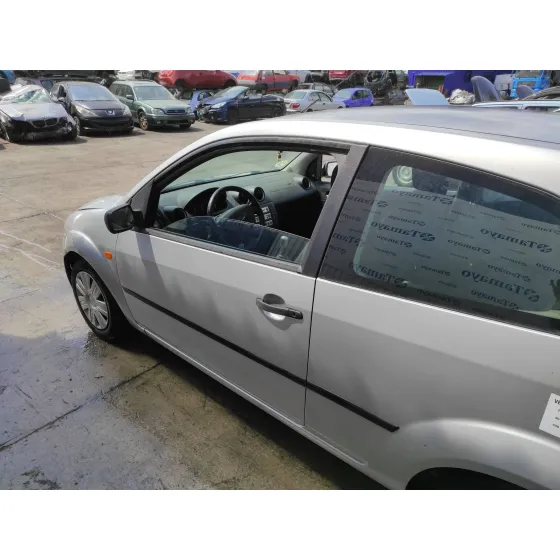 FORD FIESTA (CBK) '2004 1.4 16V CAT CAVA