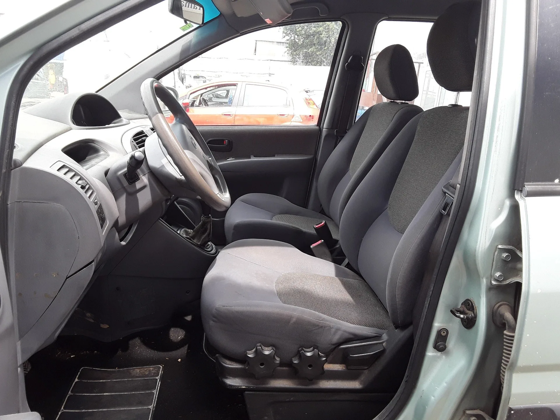 HYUNDAI MATRIX (FC) HYUNDAI MATRIX (FC) '2003 * 2001