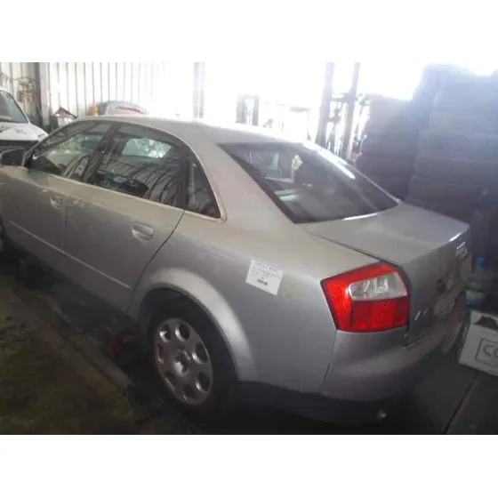 AUDI A4 BERLINA (8E) '2003 2.0 16V FSI PLATA