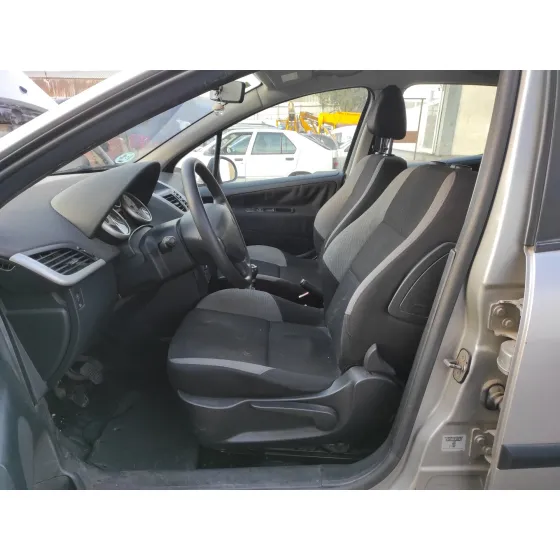 PEUGEOT 207 '2008 PLATA