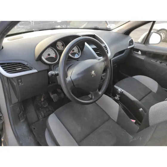 PEUGEOT 207 '2008 PLATA