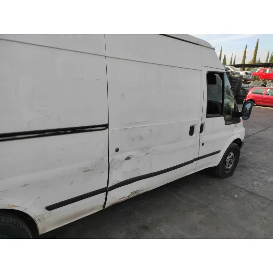 FORD TRANSIT CAJA CERRADA, MEDIA (FY) (2000 =>) '2002 2.4 TDE CAT BLANCO