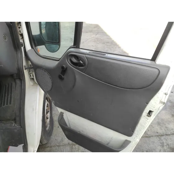 FORD TRANSIT CAJA CERRADA, MEDIA (FY) (2000 =>) '2002 2.4 TDE CAT BLANCO