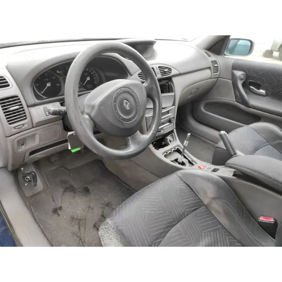 RENAULT LAGUNA II GRANDTOUR (KG0) '2001 1.9 DCI DIESEL AZUL MARINO