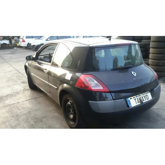 RENAULT MEGANE II BERLINA 3P '2004 1.9 DCI DIESEL NEGRO