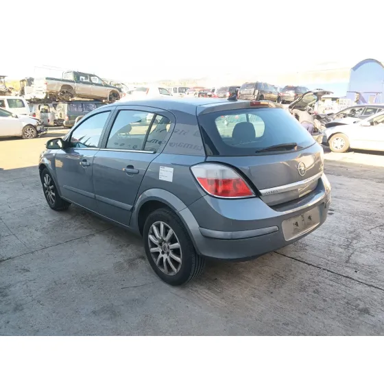 Opel ASTRA H (A04) 2004