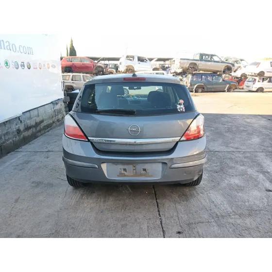 Opel ASTRA H (A04) 2004