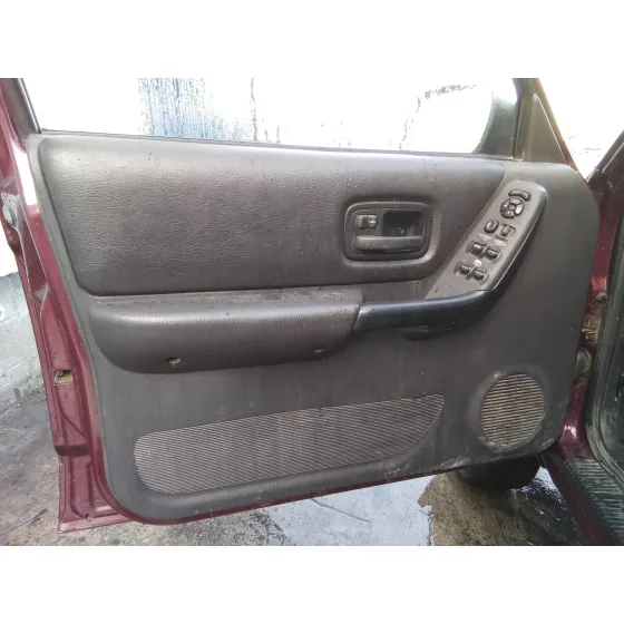 CHRYSLER JEEP CHEROKEE (XJ) '2001 2.5 TURBODIESEL GRANATE