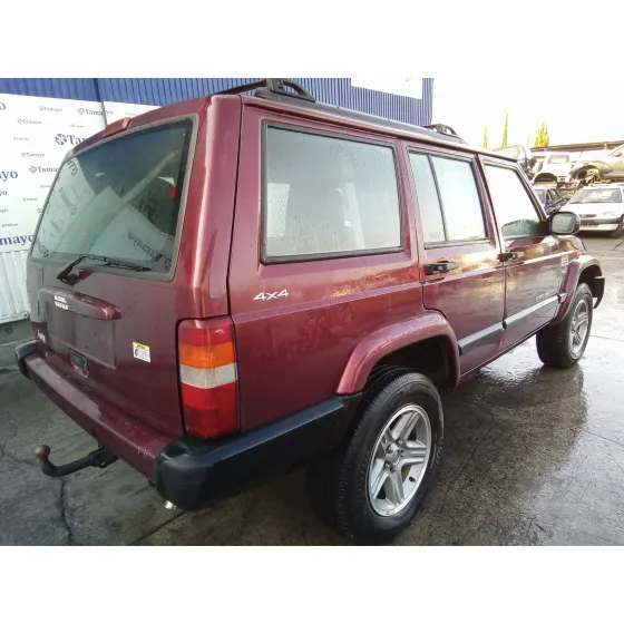CHRYSLER JEEP CHEROKEE (XJ) '2001 2.5 TURBODIESEL GRANATE