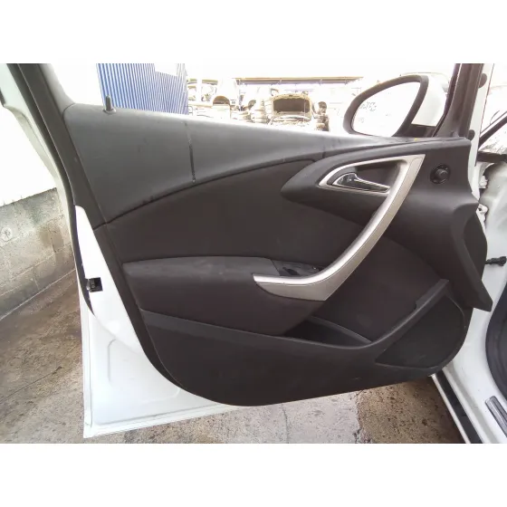 OPEL ASTRA J LIM. '2010 ENJOY BLANCO