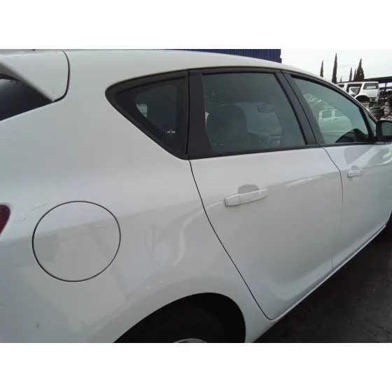 OPEL ASTRA J LIM. '2010 ENJOY BLANCO