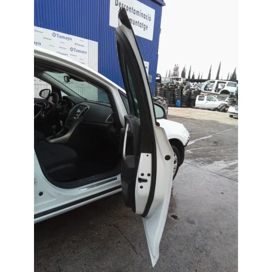OPEL ASTRA J LIM. '2010 ENJOY BLANCO