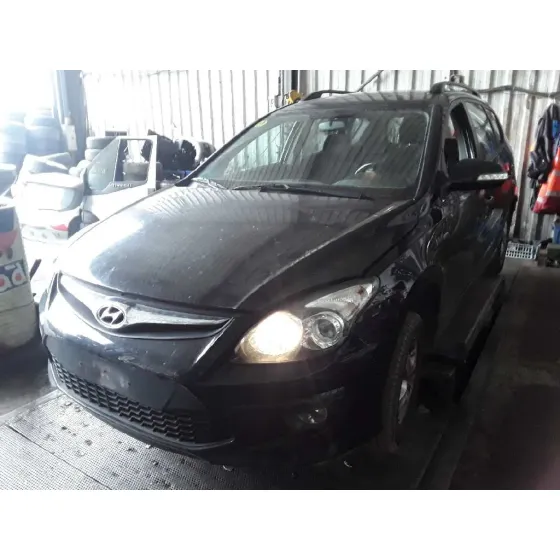 HYUNDAI I30 CW '2012 TREND BLUE NEGRO