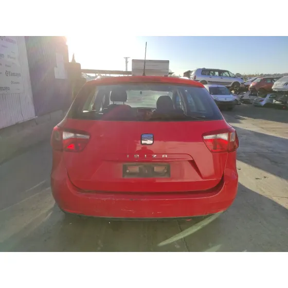 SEAT IBIZA ST (6J8) '2012 1.6 TDI ROJO