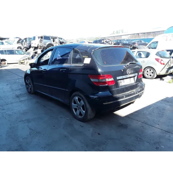 MERCEDES CLASE B (W245) '2005 * NEGRO