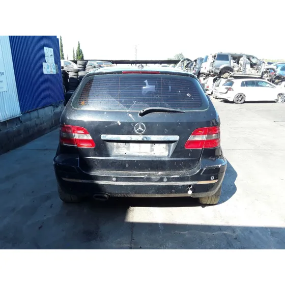 MERCEDES CLASE B (W245) '2005 * NEGRO