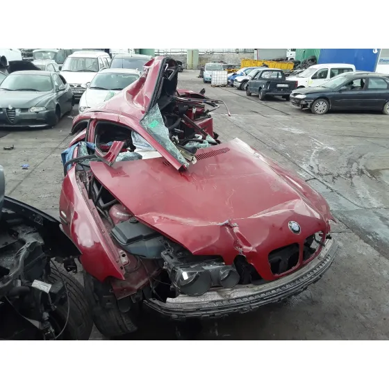 BMW SERIE 3 BERLINA (E46) '2003 2.0 16V DIESEL CAT ROJO