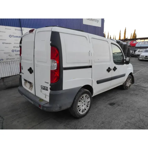 FIAT DOBLO (119) '2006 1.3 16V JTD CAT BLANCO