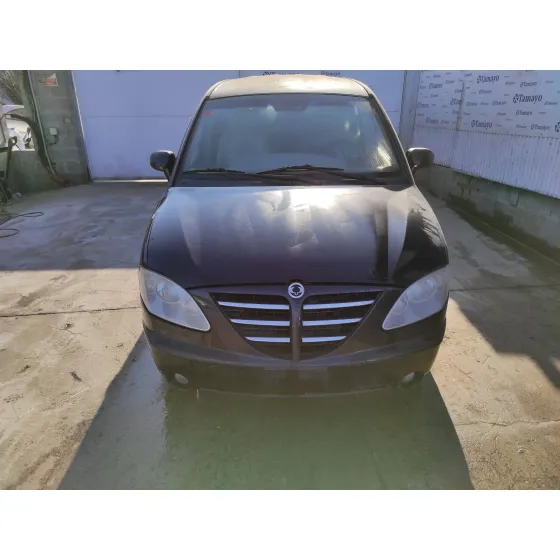 SSANGYONG RODIUS '2007 2.7 TURBODIESEL CAT NEGRO