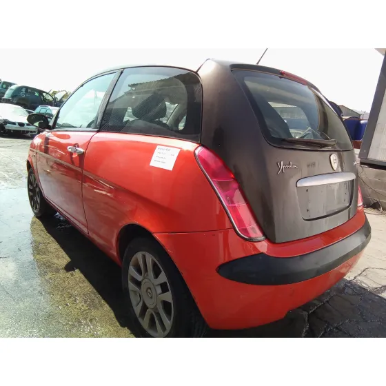 LANCIA YPSILON (101) '2006 1.3 JTD CAT ROJO
