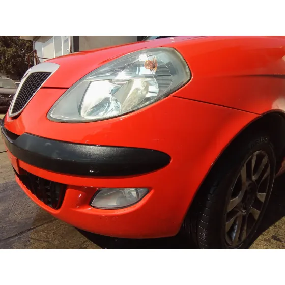 LANCIA YPSILON (101) '2006 1.3 JTD CAT ROJO