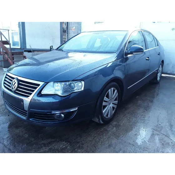 VOLKSWAGEN PASSAT BERLINA (3C2) '2009 2.0 TDI GRIS
