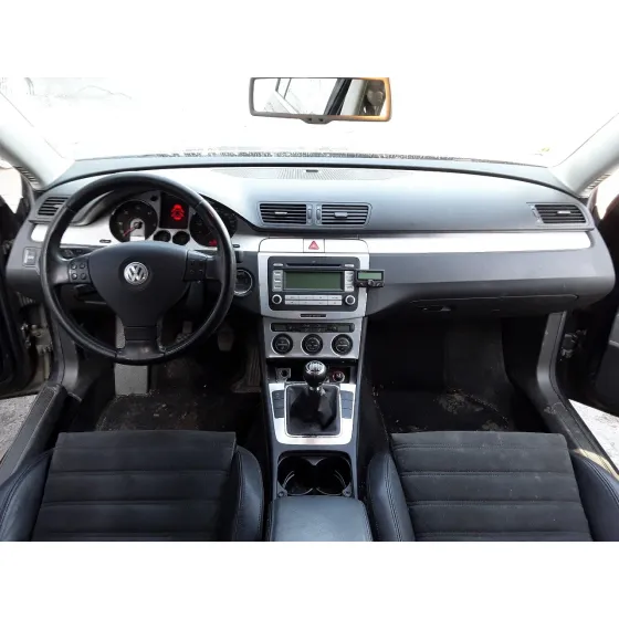 VOLKSWAGEN PASSAT BERLINA (3C2) '2009 2.0 TDI GRIS