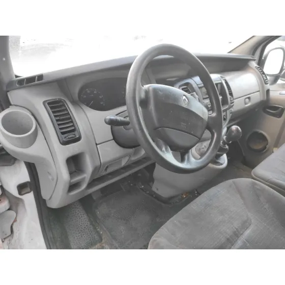 RENAULT TRAFIC CAJA CERRADA (AB 4.01) '2007 2.0 DCI DIESEL CAT BLANCO