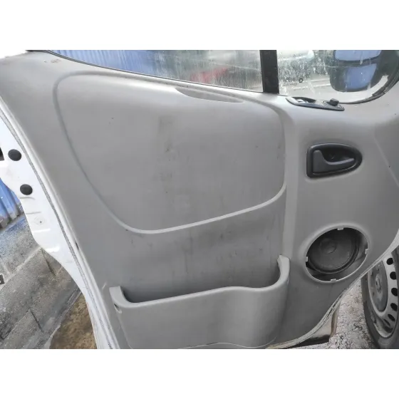 RENAULT TRAFIC CAJA CERRADA (AB 4.01) '2007 2.0 DCI DIESEL CAT BLANCO
